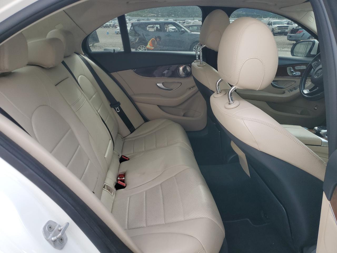 55SWF4KB5FU001409 2015 Mercedes-Benz C 300 4Matic