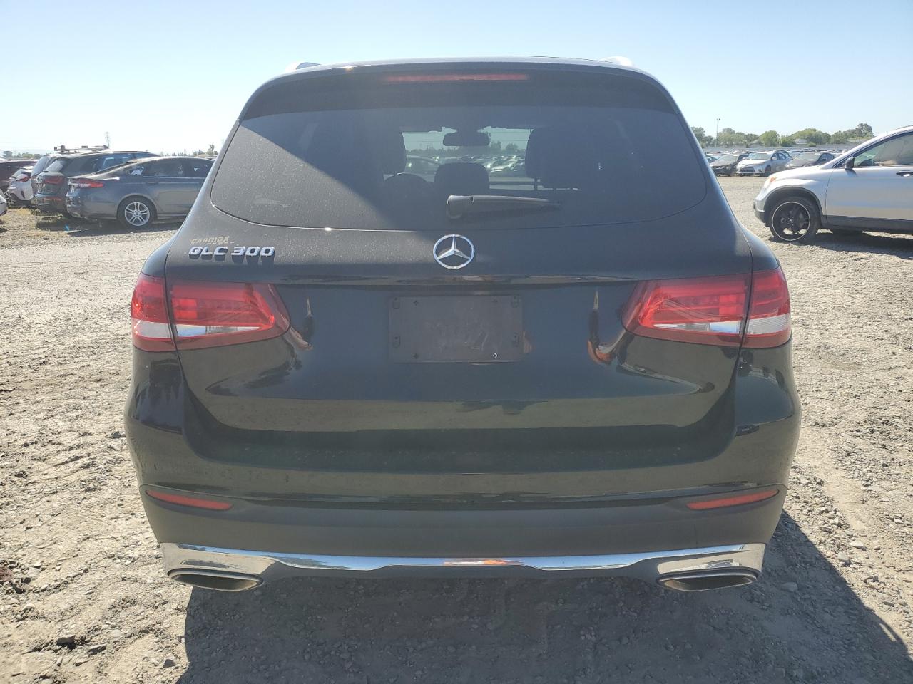 2017 Mercedes-Benz Glc 300 vin: WDC0G4JB4HF138937