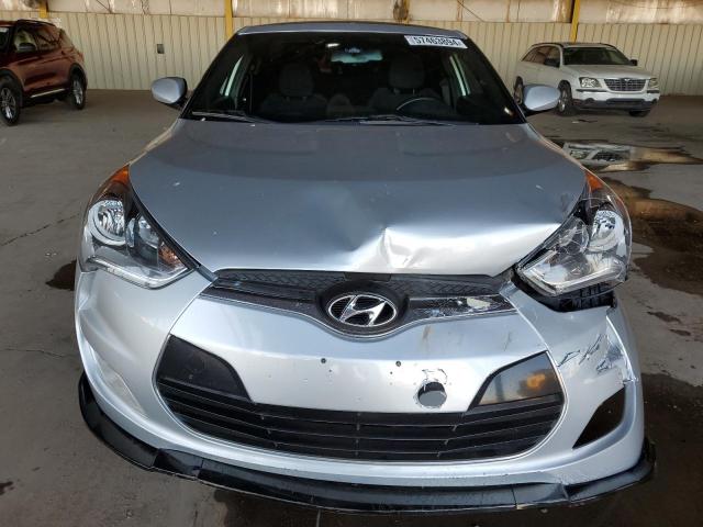 2017 Hyundai Veloster VIN: KMHTC6AD8HU318215 Lot: 57463894