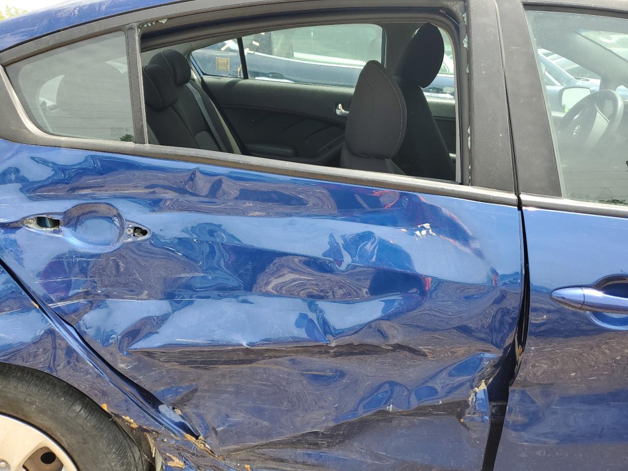 3KPFK4A70JE203311 2018 Kia Forte Lx