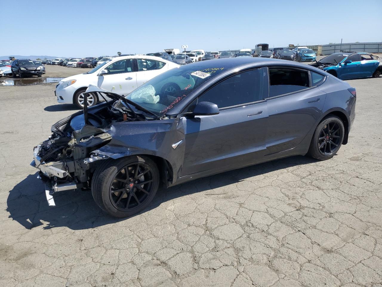 5YJ3E1EA1JF045151 2018 Tesla Model 3