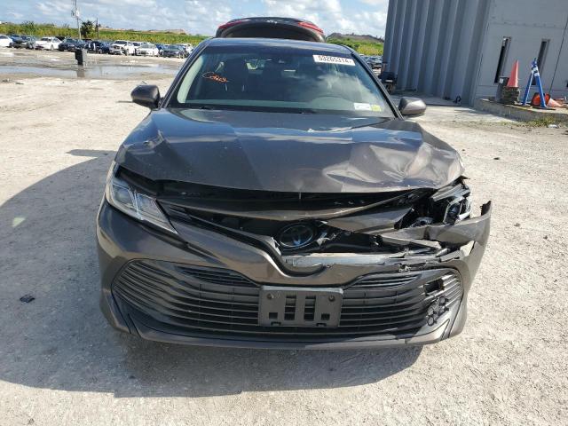 VIN JTNB11HK8J3006304 2018 Toyota Camry, L no.5