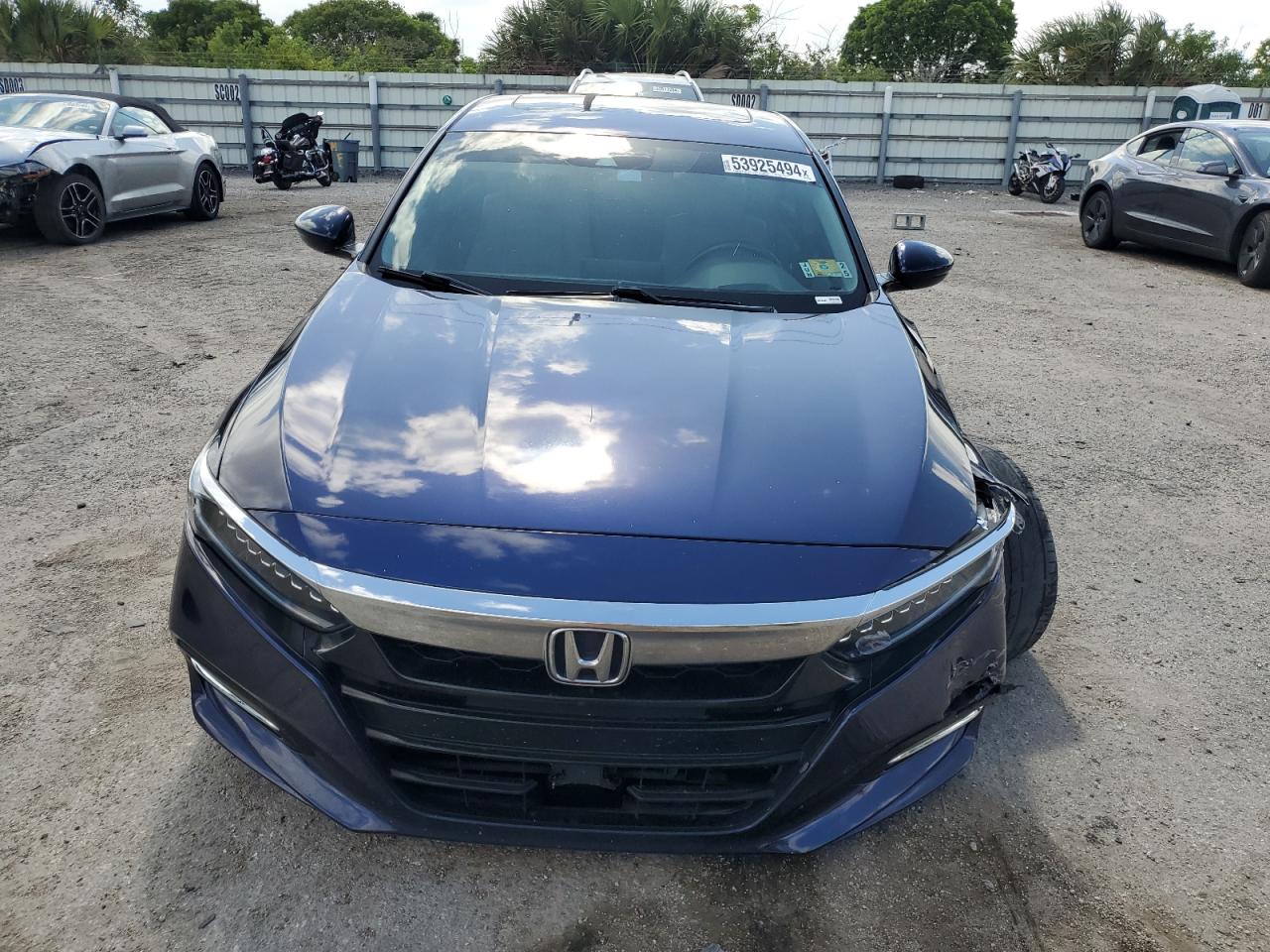 1HGCV3F95JA013698 2018 Honda Accord Touring Hybrid