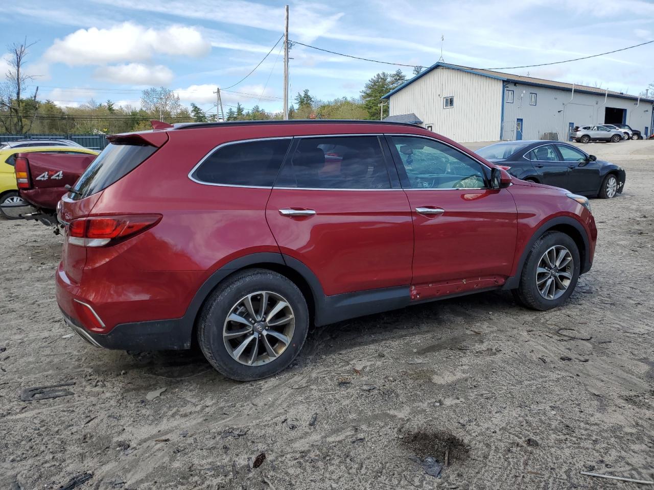 KM8SM4HF0HU178312 2017 Hyundai Santa Fe Se