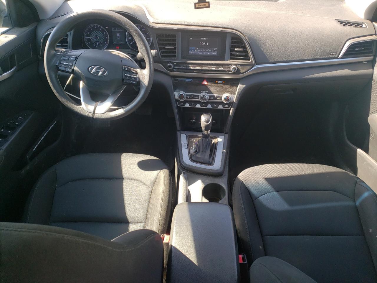 5NPD74LFXLH605798 2020 Hyundai Elantra Se