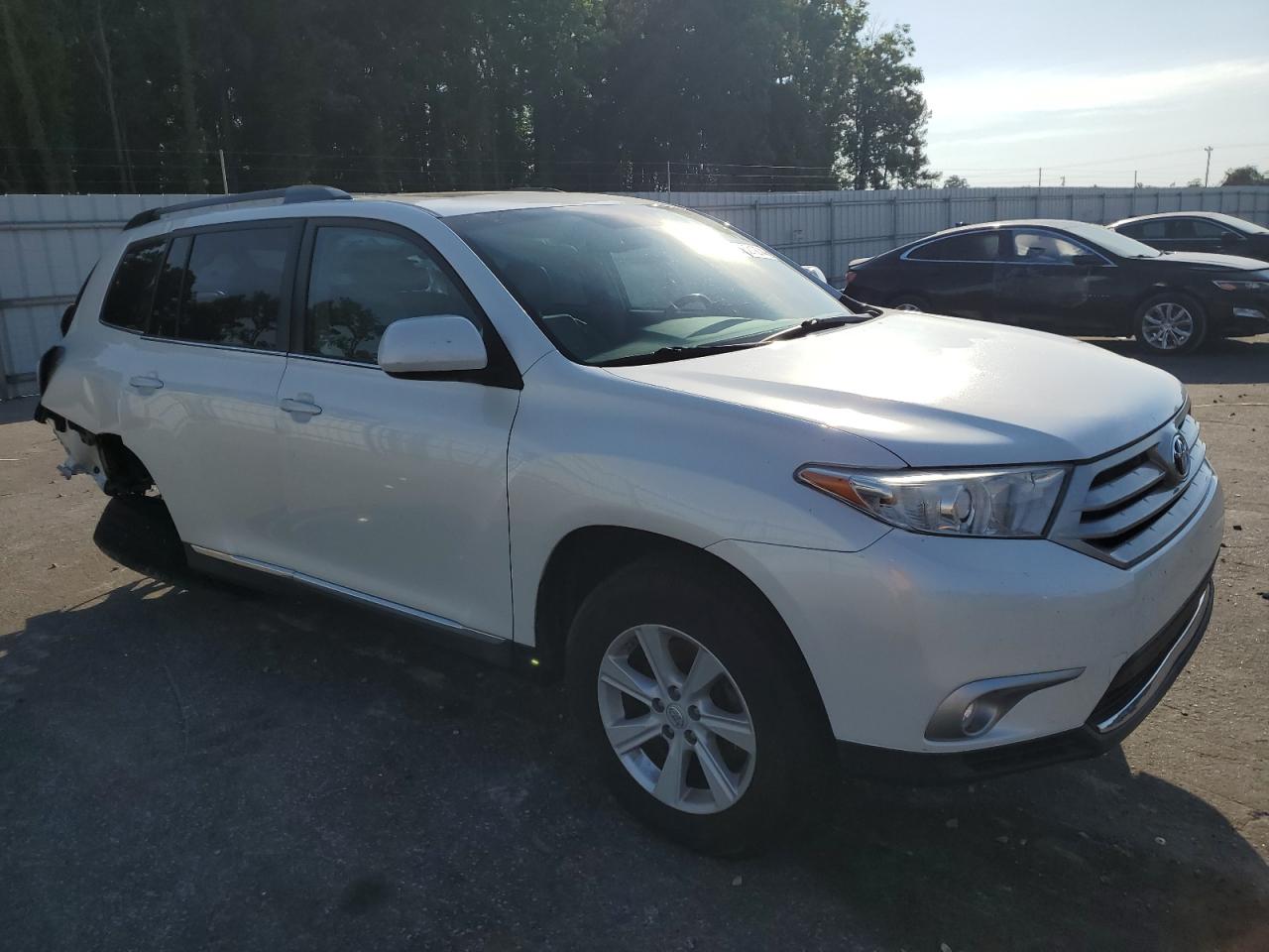 5TDZK3EH5DS135964 2013 Toyota Highlander Base