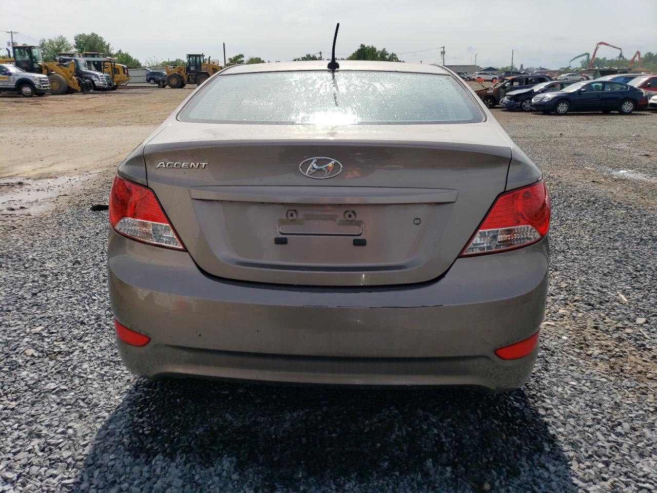 2012 Hyundai Accent Gls vin: KMHCU4AE4CU211908