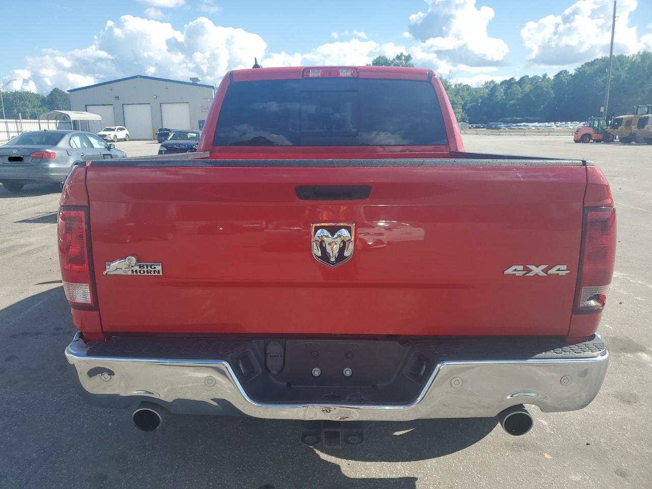 1C6RR7LT9KS535869 2019 Ram 1500 Classic Slt