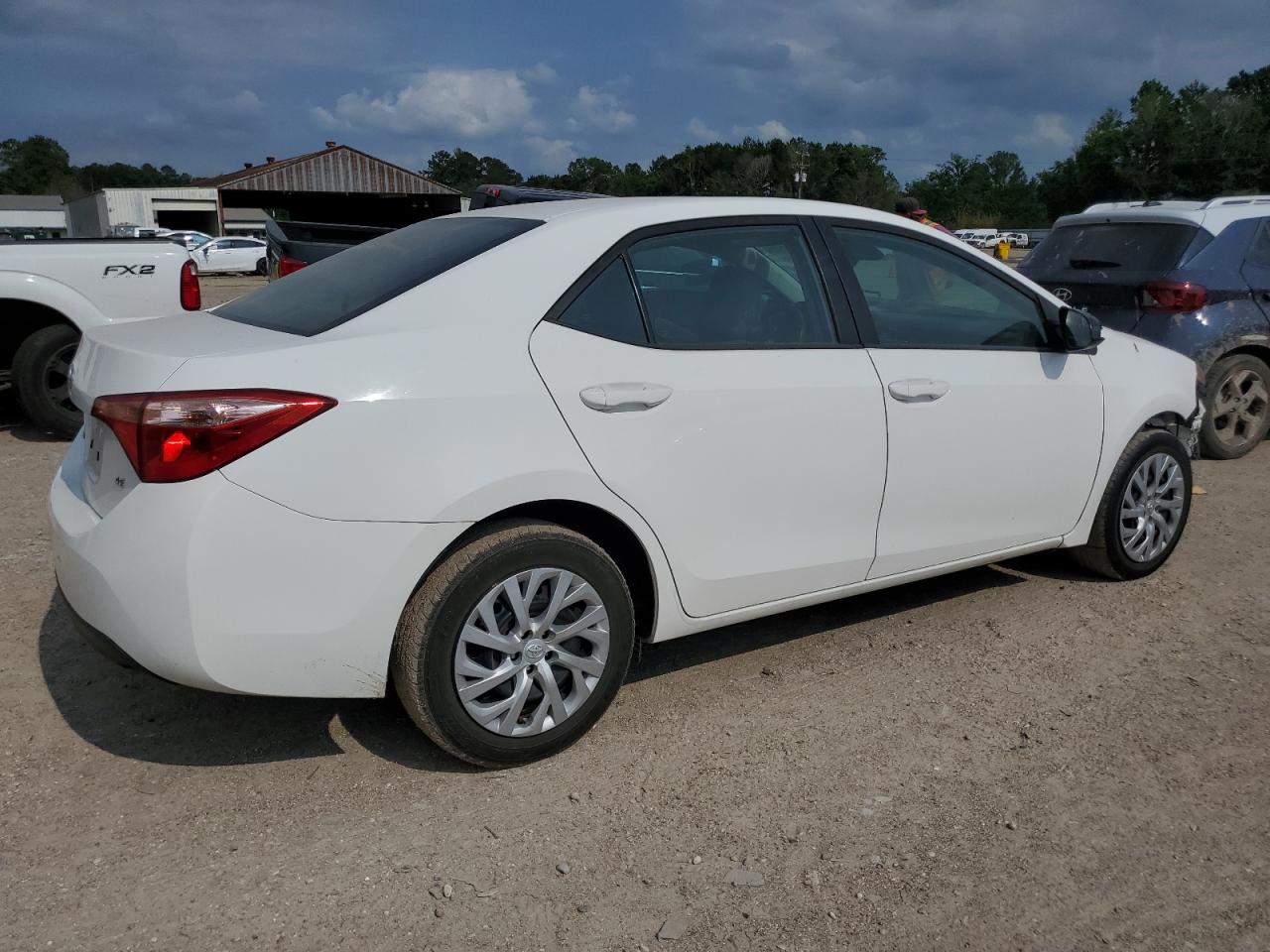 5YFBURHE6KP937705 2019 Toyota Corolla L