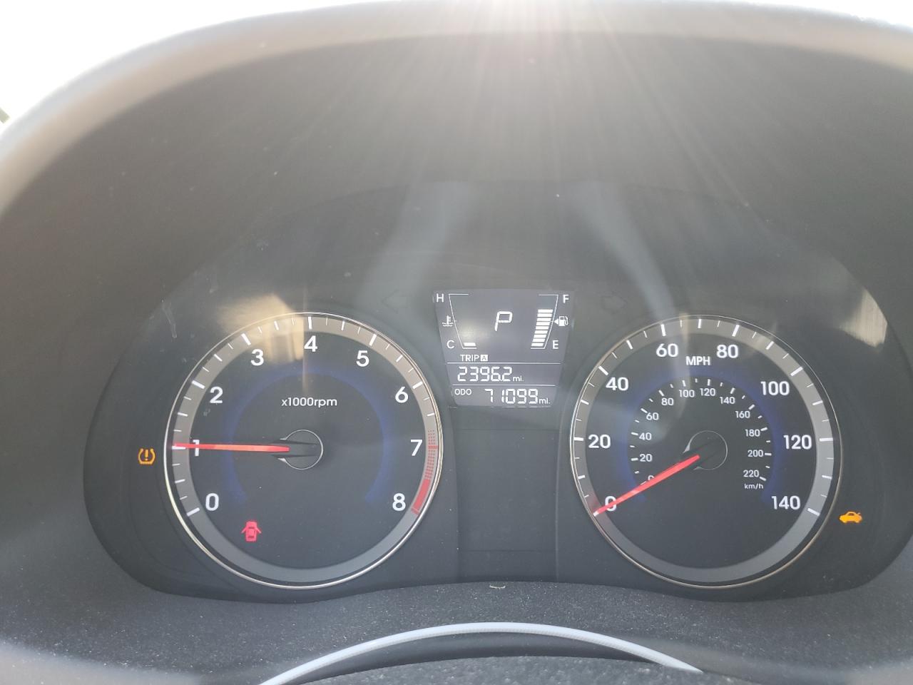 KMHCU5AE1EU189648 2014 Hyundai Accent Gls