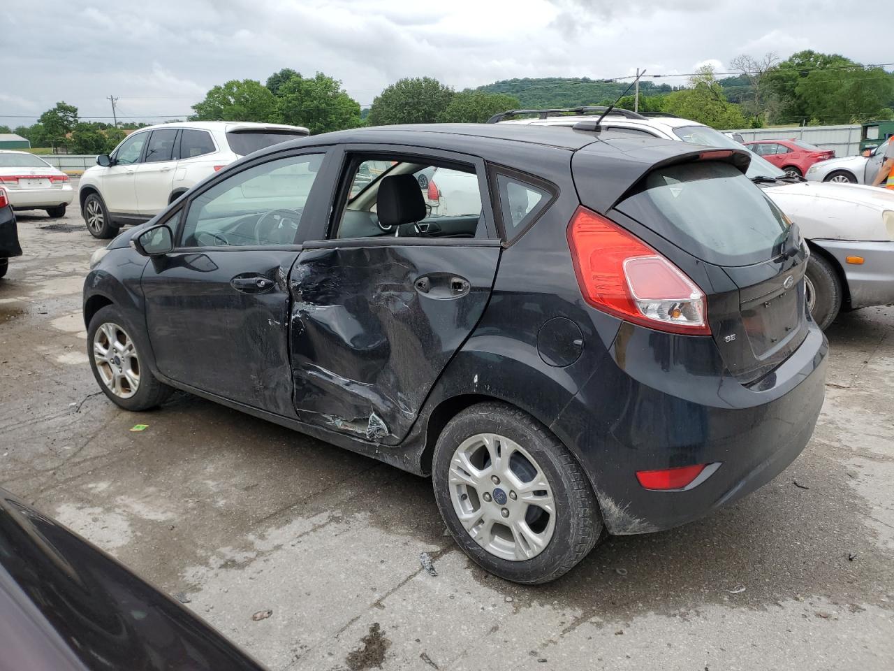 3FADP4EJ7GM207696 2016 Ford Fiesta Se