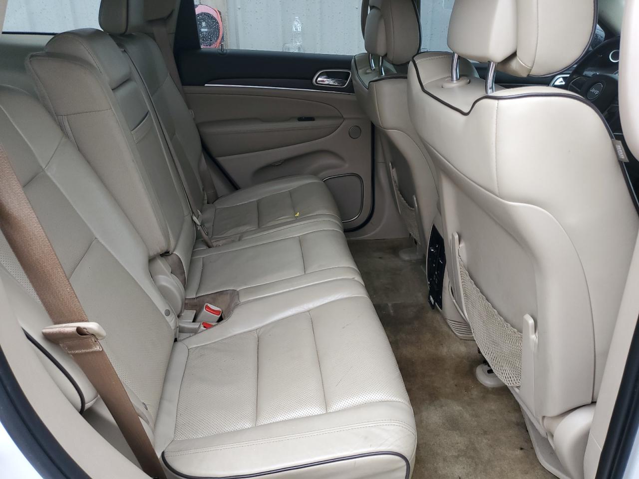 1C4RJECG9HC732177 2017 Jeep Grand Cherokee Overland