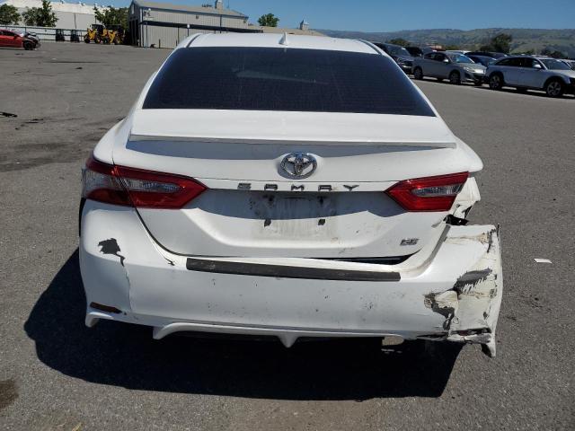 2018 Toyota Camry L VIN: 4T1B11HK1JU015856 Lot: 53987754