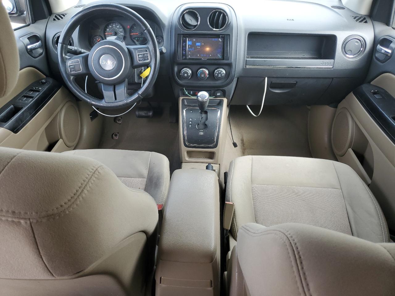 1J4NT1FB0BD139353 2011 Jeep Compass Sport