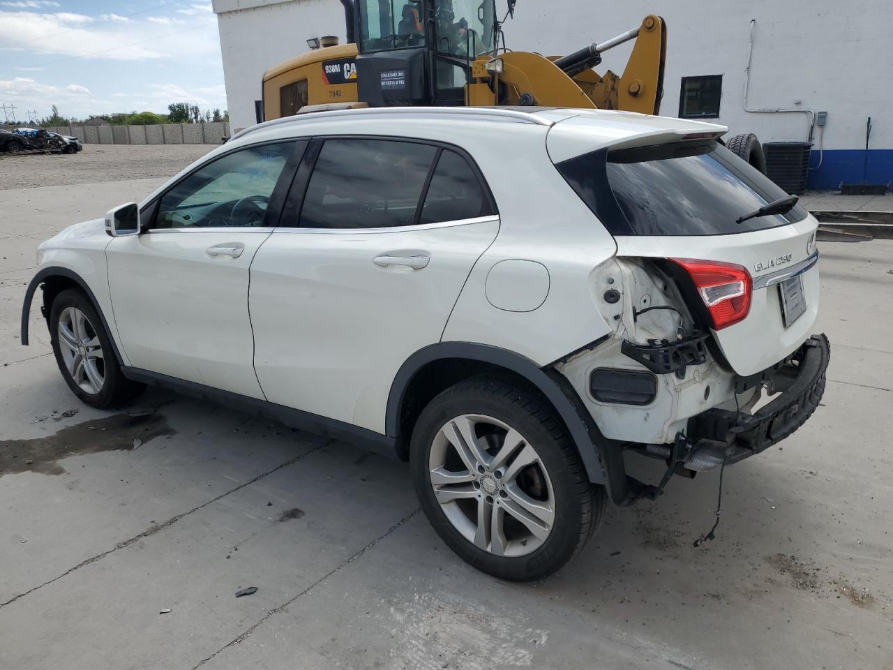 WDCTG4GB8GJ244789 2016 Mercedes-Benz Gla 250 4Matic