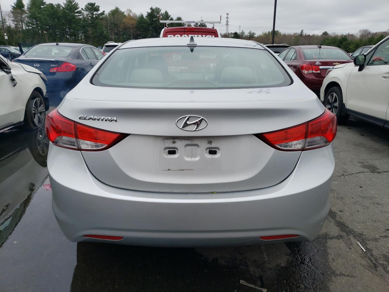 KMHDH4AE4CU285872 2012 Hyundai Elantra Gls