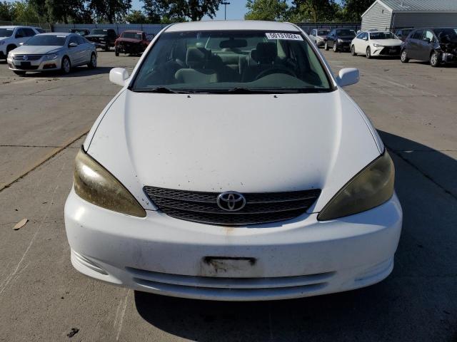 2004 Toyota Camry Le VIN: 4T1BF30K84U068289 Lot: 50131024