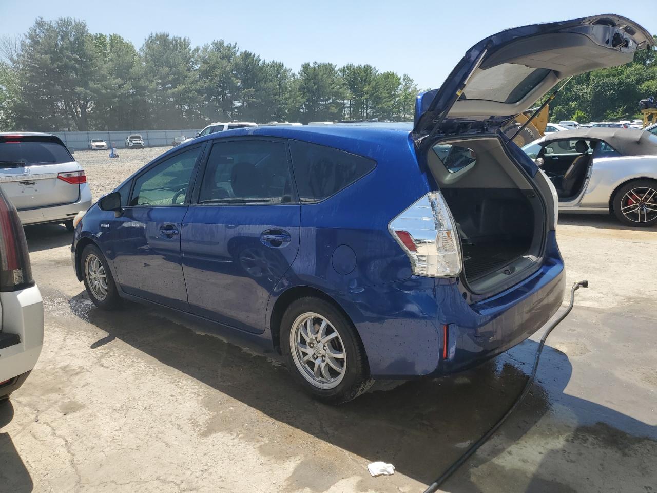 JTDZN3EU0C3156452 2012 Toyota Prius V