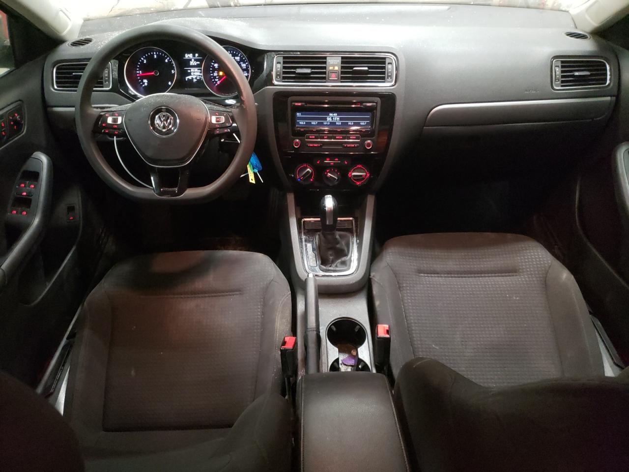 3VWLA7AJXFM333271 2015 Volkswagen Jetta Tdi