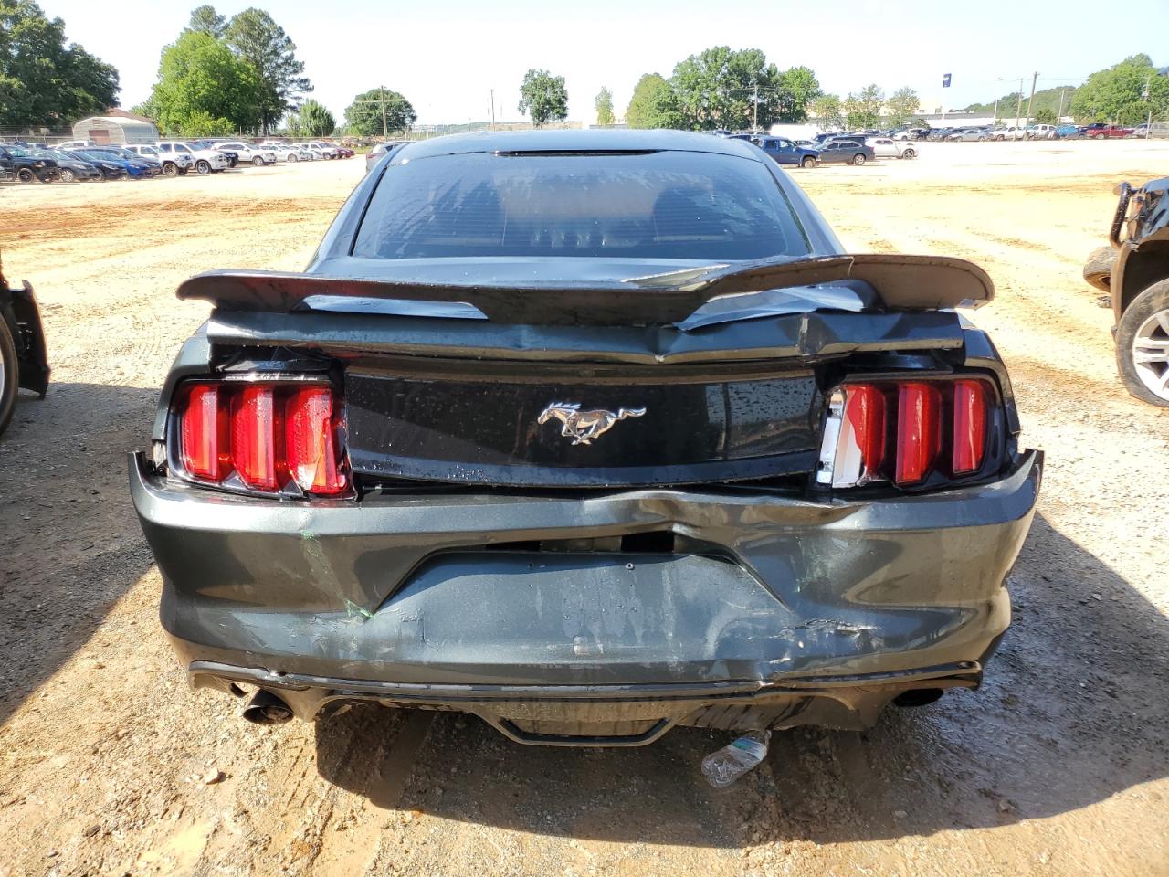 1FA6P8TH9F5413946 2015 Ford Mustang