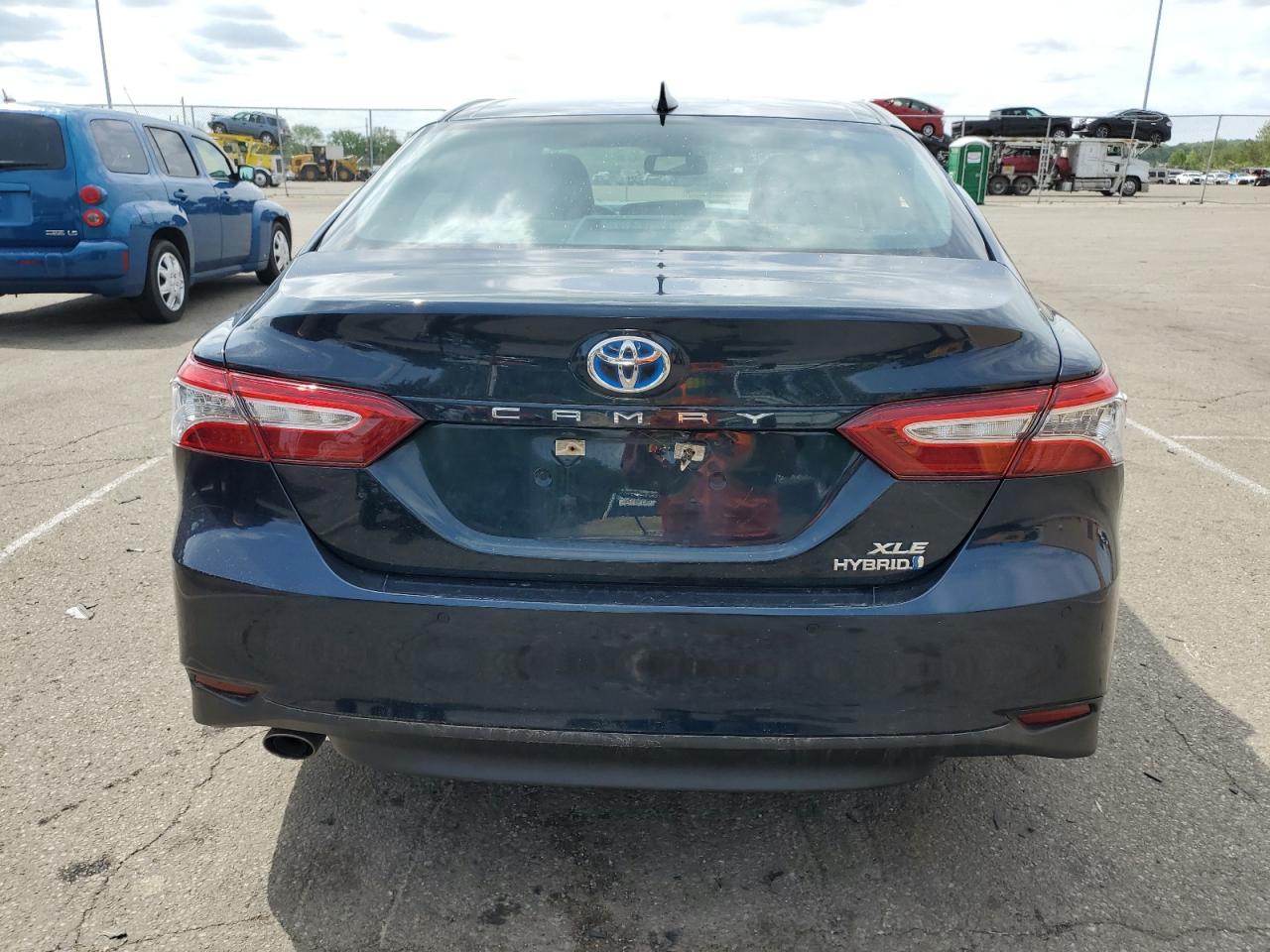 4T1B21HK5JU510736 2018 Toyota Camry Hybrid