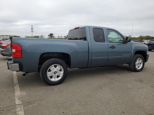 2008 Chevrolet Silverado - Image 3