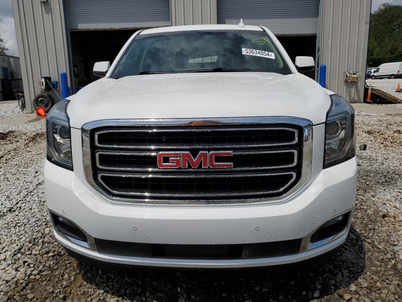 1GKS1GKC0JR302394 2018 GMC Yukon Xl C1500 Slt