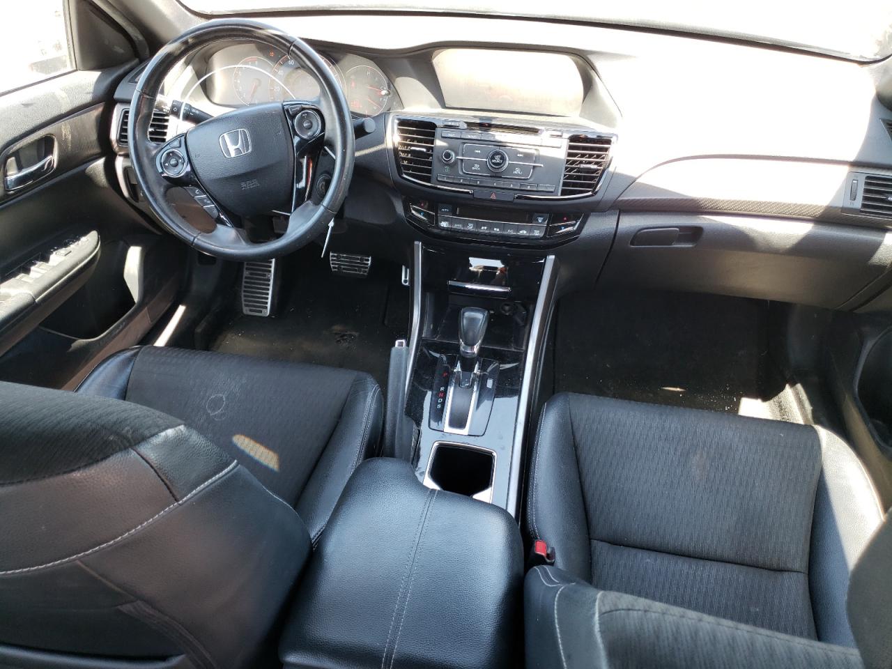 1HGCR2F50GA102695 HONDA ACCORD 2016