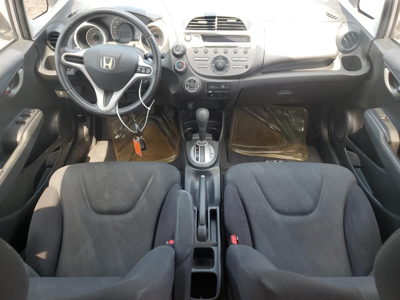 JHMGE8H58BS002485 2011 Honda Fit Sport