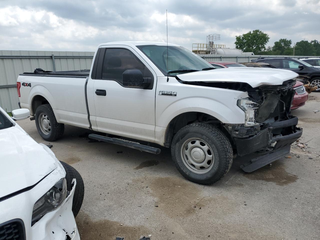 2016 Ford F150 vin: 1FTMF1E84GKE13736