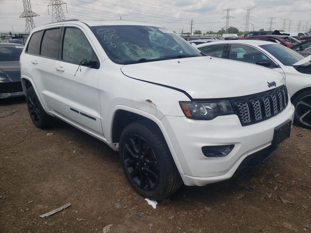 1C4RJFAGXJC342333 2018 Jeep Grand Cherokee Laredo