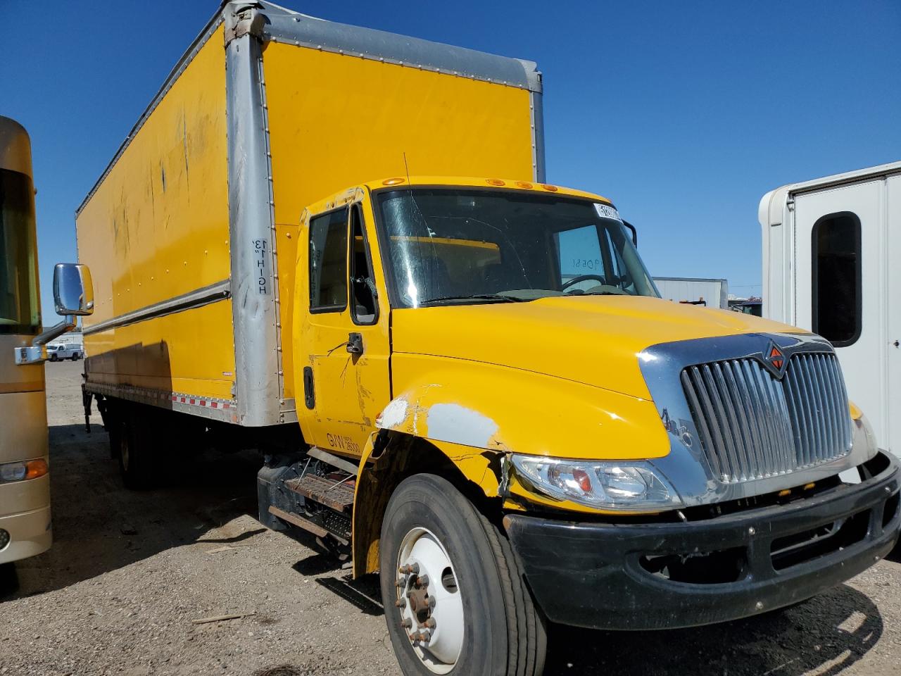 Lot #2535855796 2018 INTERNATIONAL 4000 4300
