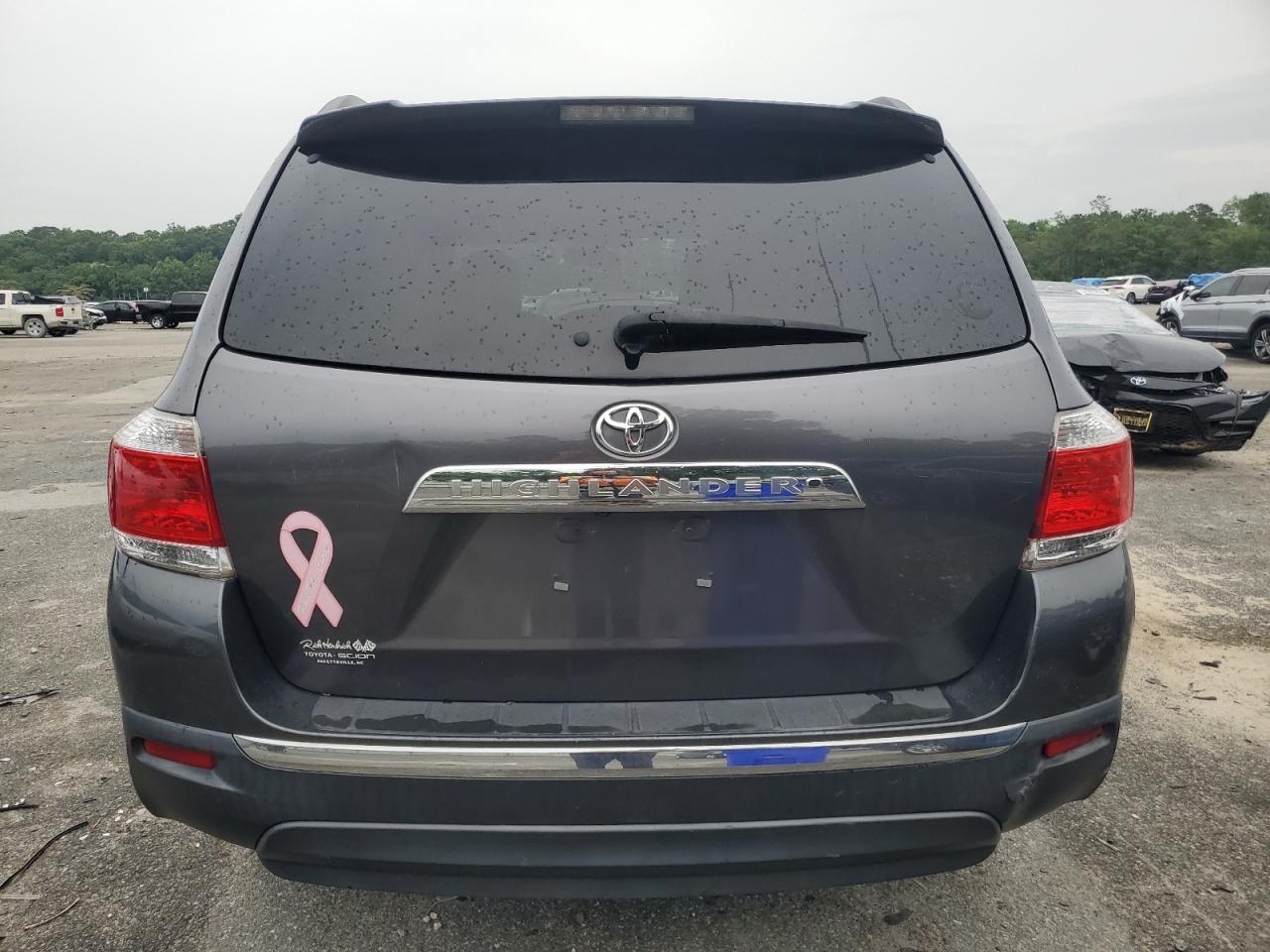 5TDZA3EH8CS029901 2012 Toyota Highlander Base