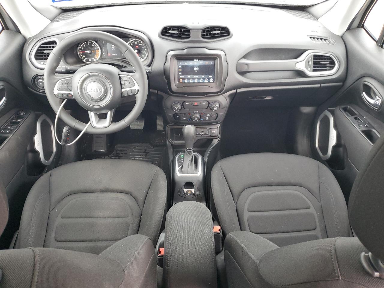 ZACNJABB7KPK76211 2019 Jeep Renegade Latitude