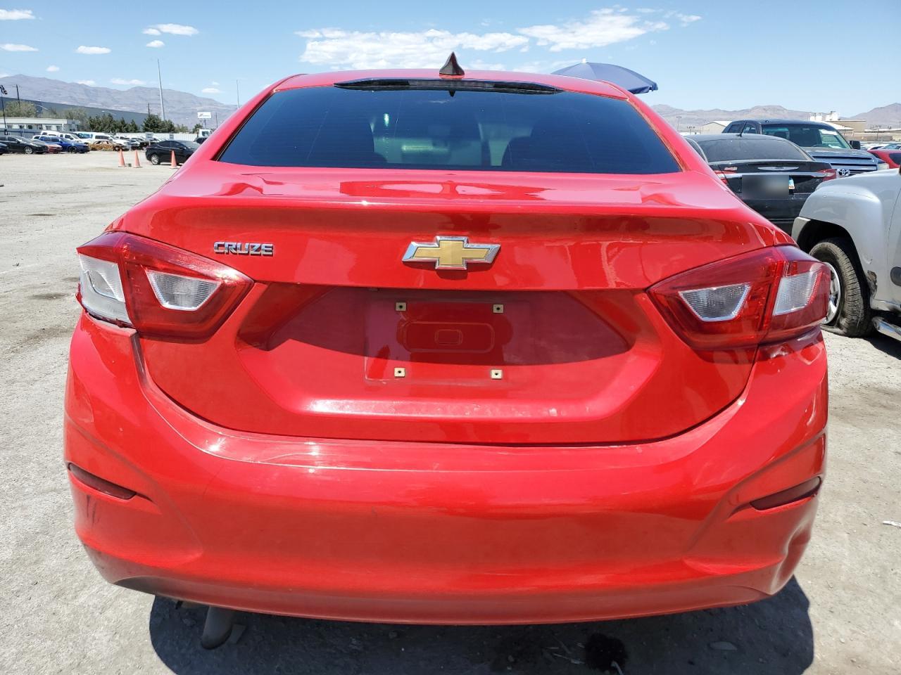 2017 Chevrolet Cruze Ls vin: 1G1BC5SM0H7225849