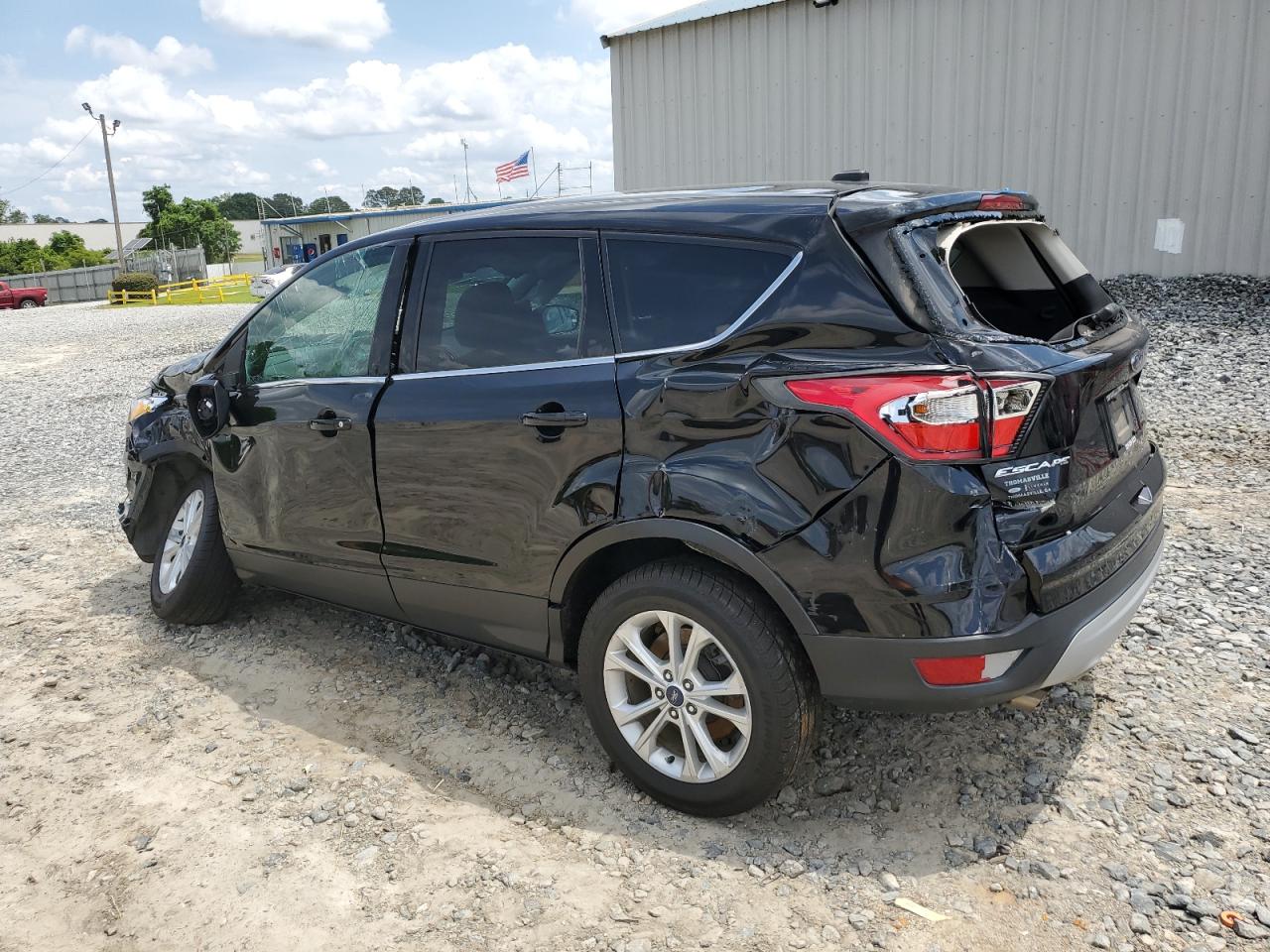 1FMCU0GD5HUA58163 2017 Ford Escape Se