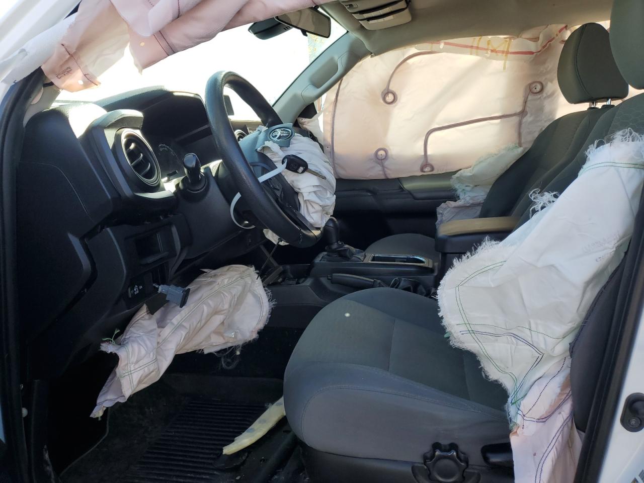 3TMCZ5AN9JM166476 2018 Toyota Tacoma Double Cab