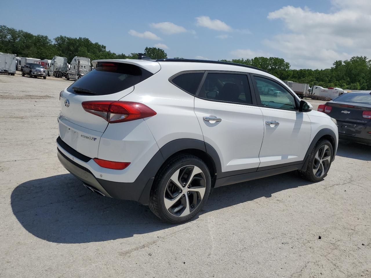 KM8J33A23GU257326 2016 Hyundai Tucson Limited