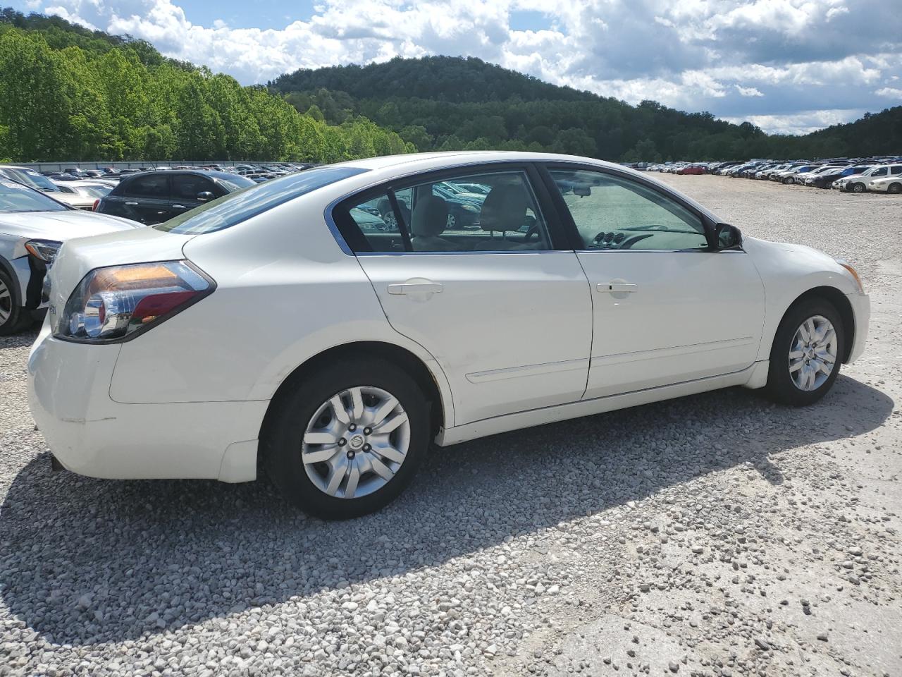 2012 Nissan Altima Base vin: 1N4AL2AP5CN407408