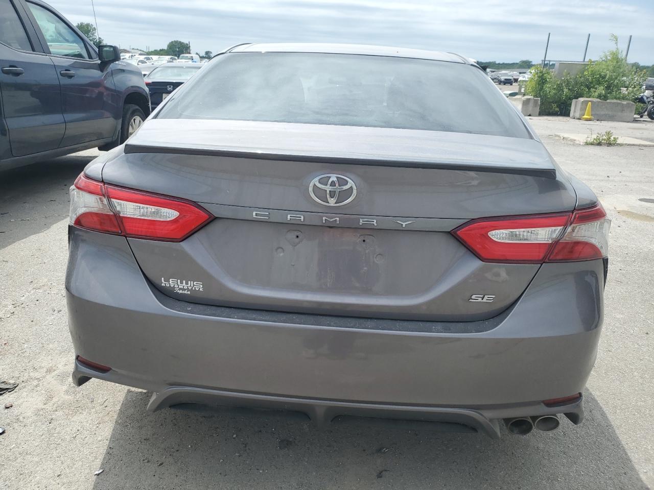 2018 Toyota Camry L vin: 4T1B11HK7JU057514