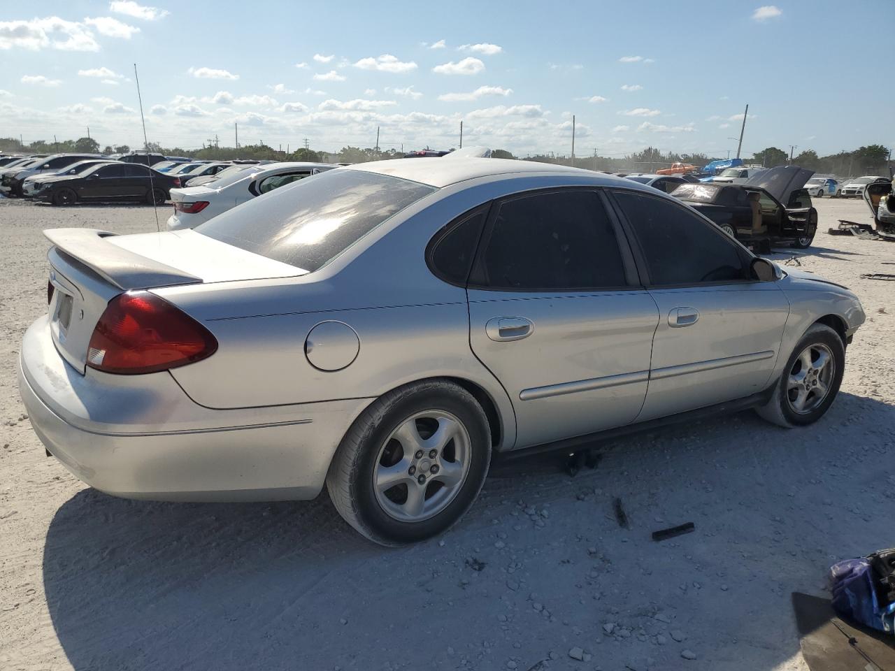 1FAFP55273A222357 2003 Ford Taurus Ses