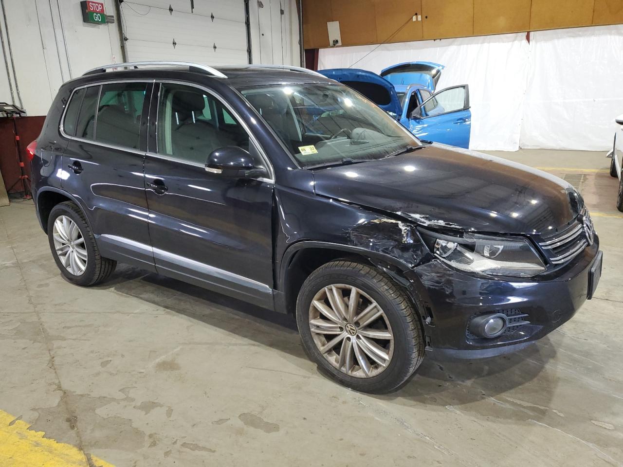 WVGAV3AX2EW569046 2014 Volkswagen Tiguan S