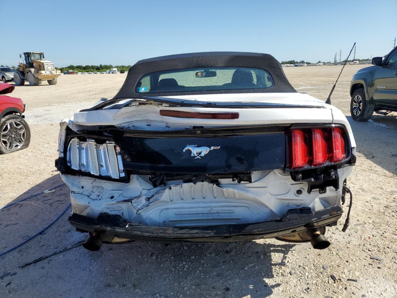 1FATP8UH0H5204826 2017 Ford Mustang