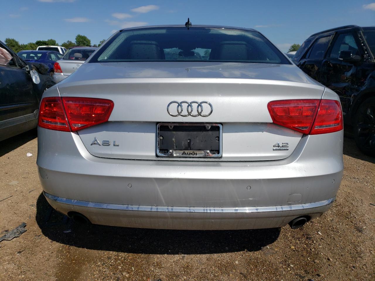 WAURVAFD5CN004476 2012 Audi A8 L Quattro