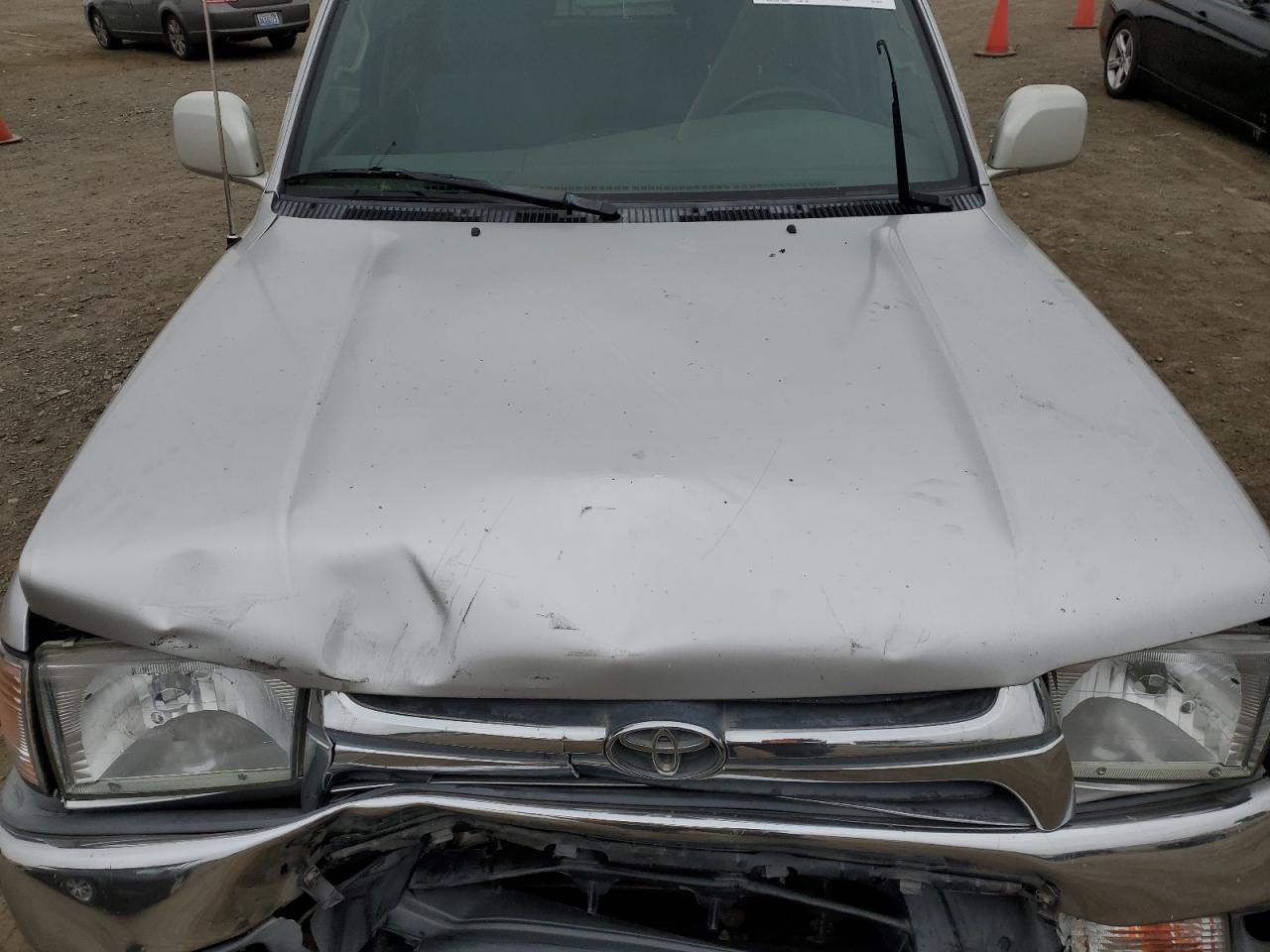 JT3GN86R220254577 2002 Toyota 4Runner Sr5