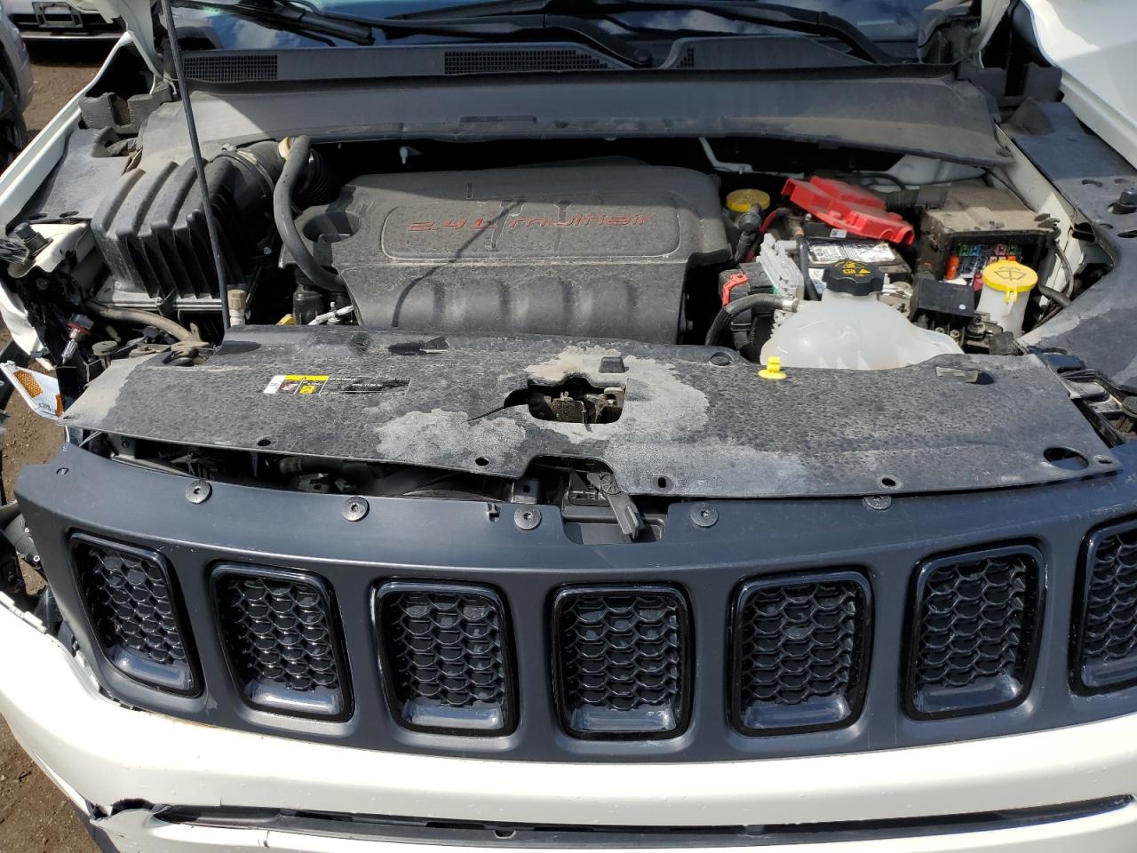 3C4NJDBB2KT786463 2019 Jeep Compass Latitude