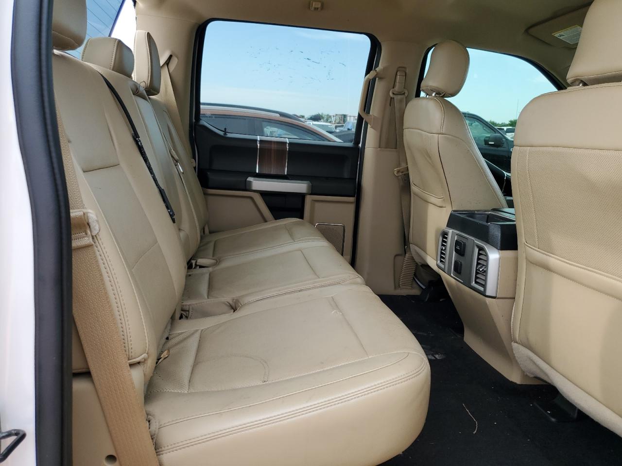 1FTEW1EF1GKE61083 2016 Ford F150 Supercrew