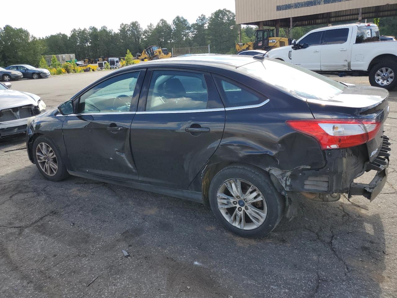 1FAHP3H2XCL338777 2012 Ford Focus Sel