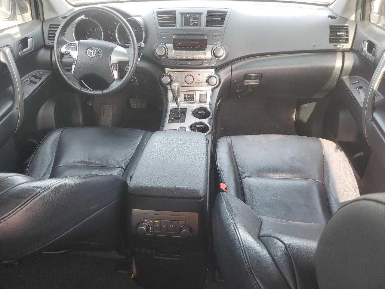 5TDBK3EH3CS128009 2012 Toyota Highlander Base