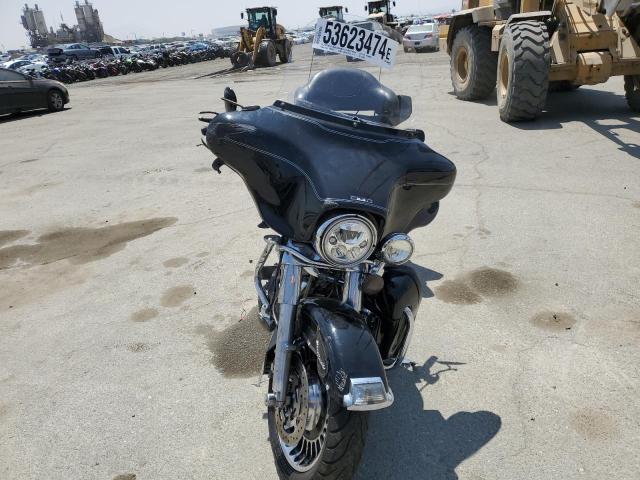 2010 HARLEY-DAVIDSON FLHTCU 1HD1FC411AB658969